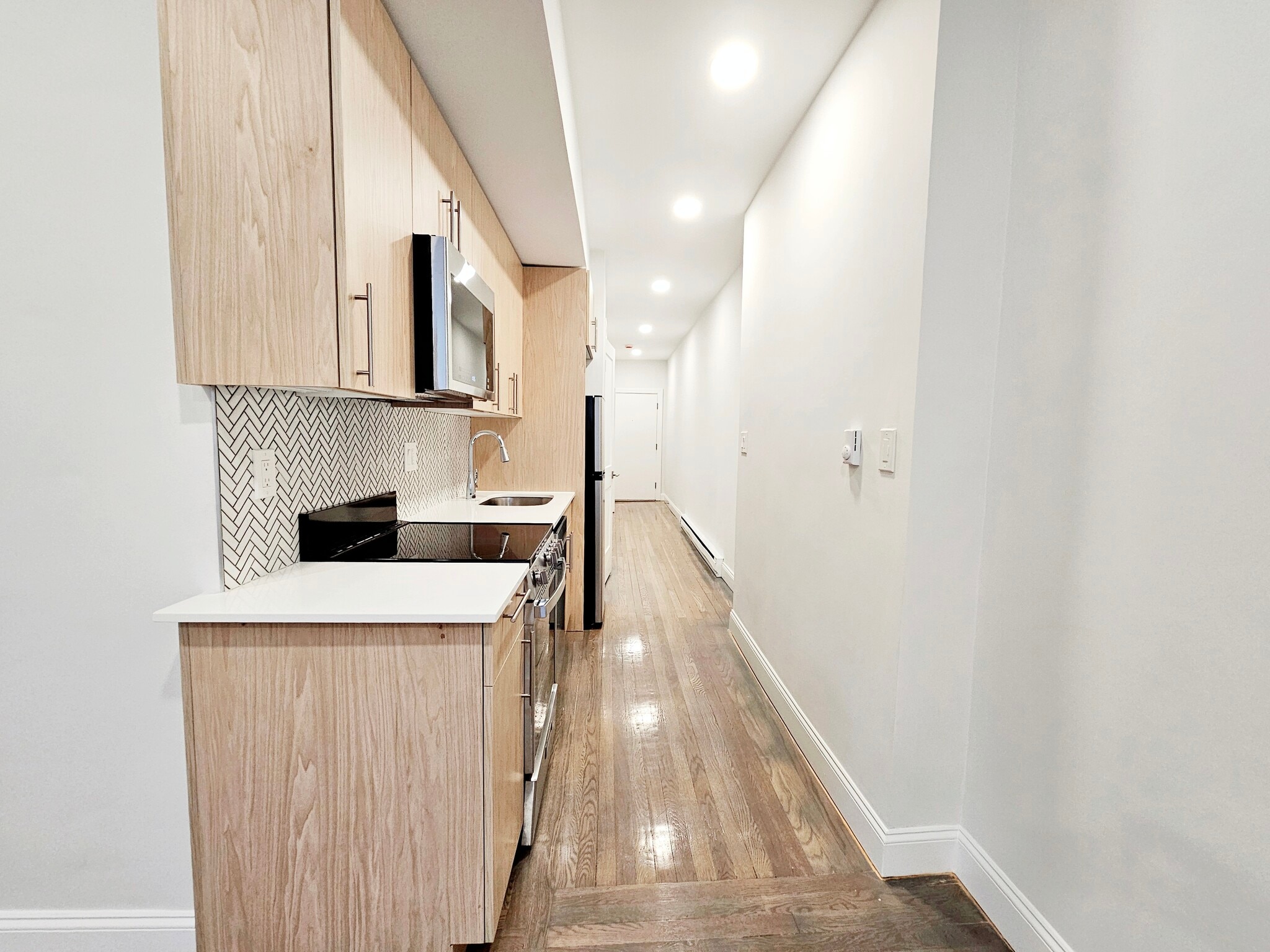 Building Photo - 501 Beacon St