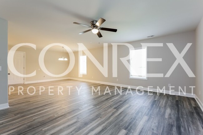 Building Photo - Beautiful Open Concept Ranch in Easley, SC!