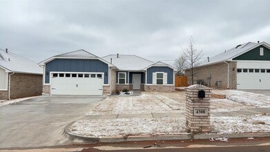 Building Photo - 4308 NE 123rd St