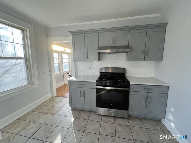 Building Photo - 102 Remington St