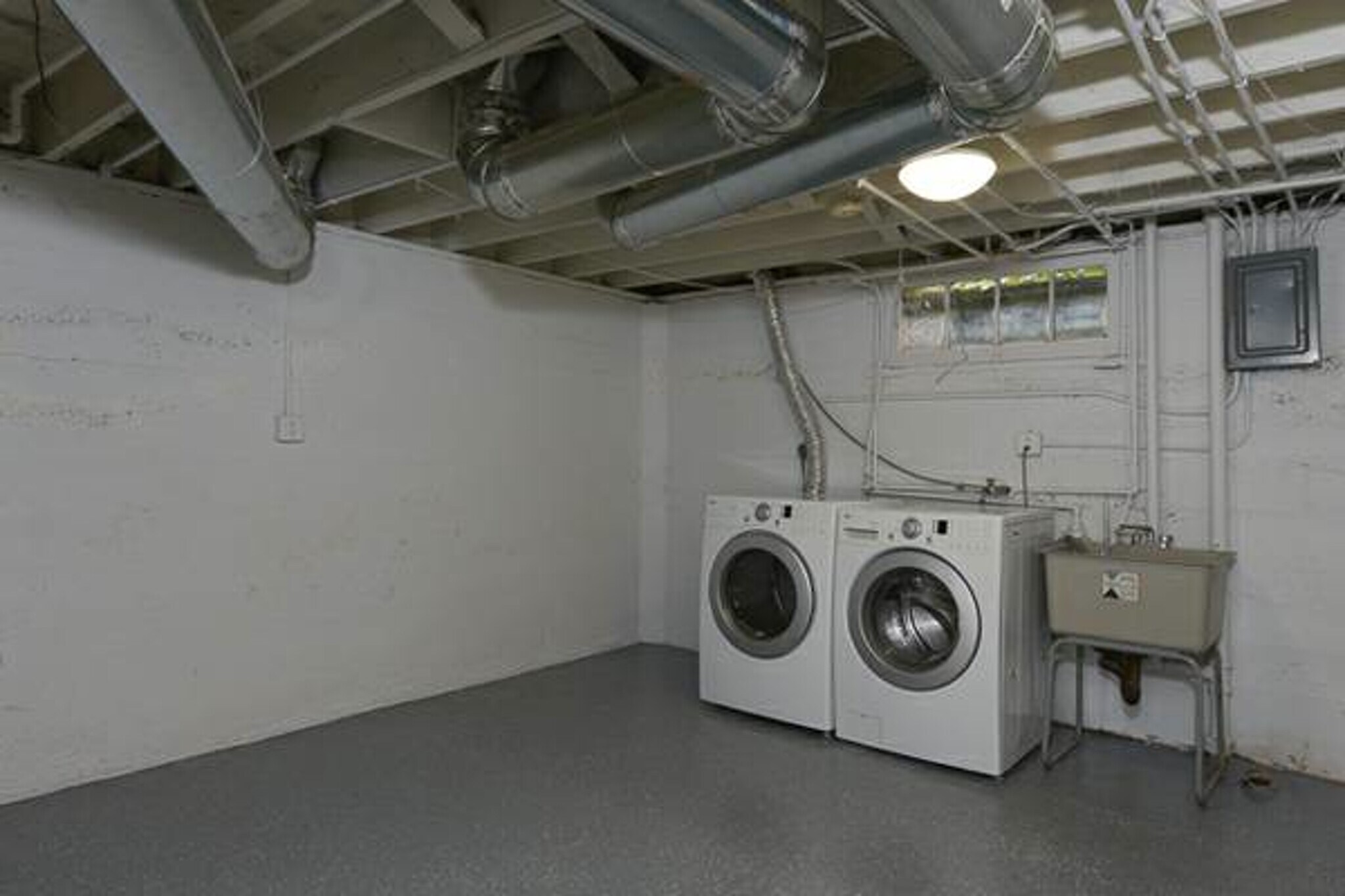 Building Photo - 1818 NE 51st Ave