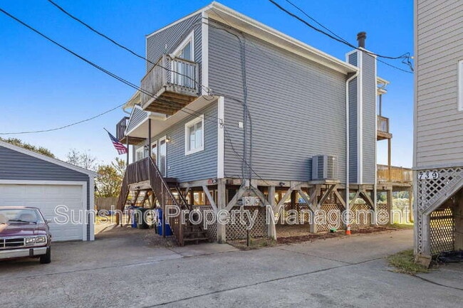 Building Photo - 735 W Ocean View Ave