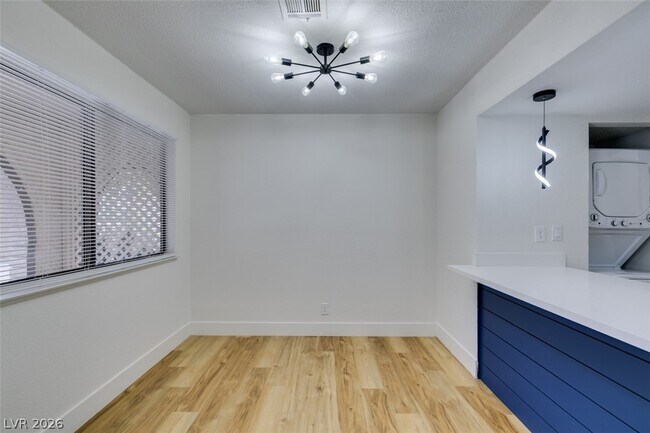 Building Photo - 5701 Smoke Ranch Rd