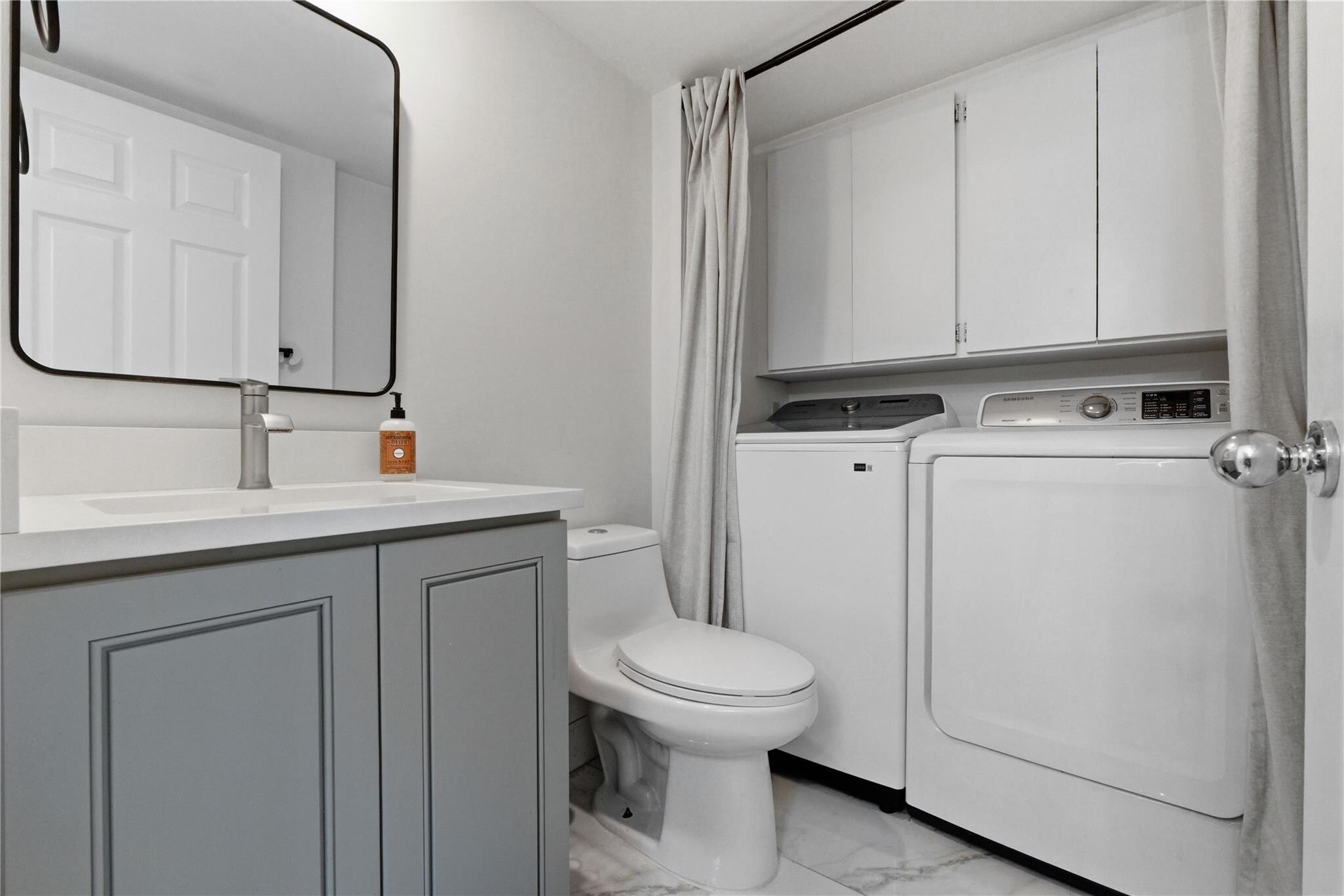 Building Photo - 1017 10th St