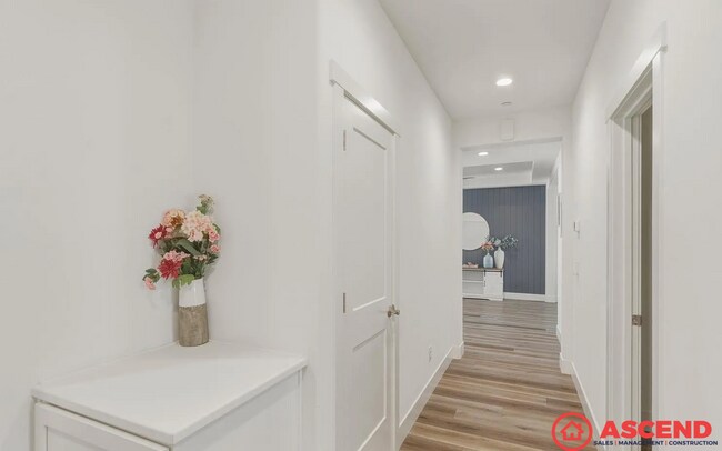 Building Photo - Spacious 4-Bedroom Home with Solar, In-Unit Laundry & Full Appliance Package!