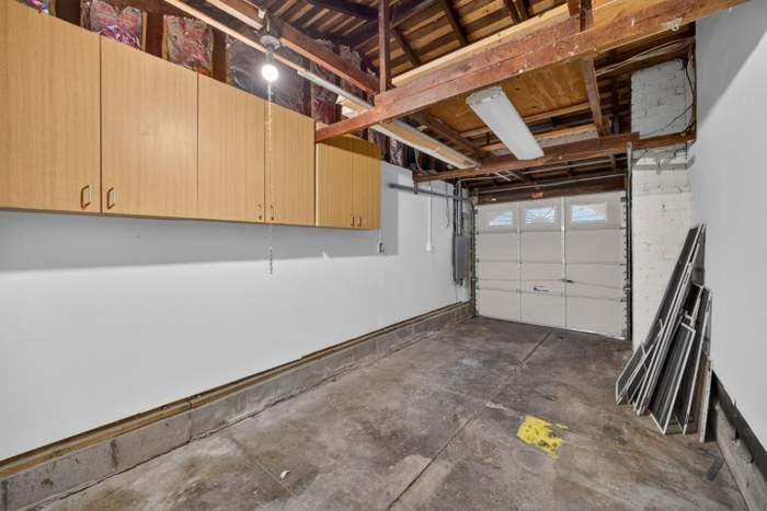 Building Photo - 333 Madrone St
