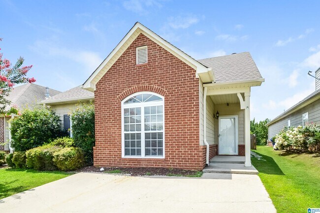 Primary Photo - 1068 Fairbank Ln