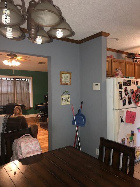 Building Photo - 29 Ardmore Ave