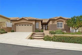 Building Photo - 5098 Singing Hills Dr