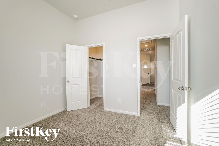 Building Photo - 11021 Patriot Ct