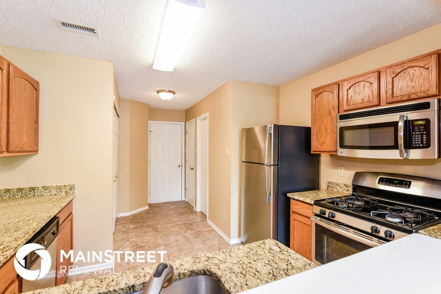 Building Photo - 2391 Layton Ln
