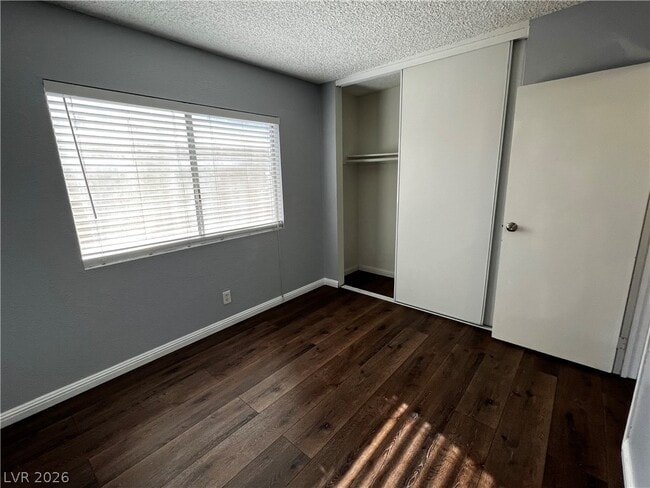 Building Photo - 6630 Bubbling Brook Dr