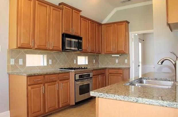 Building Photo - 9844 Mcfarring Dr