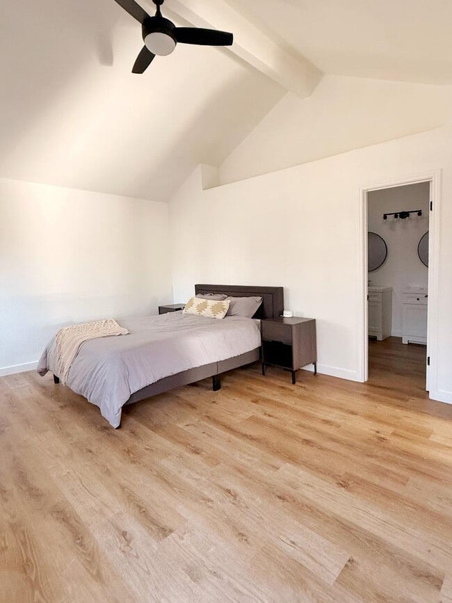 Building Photo - 1706 Woodwind Ln