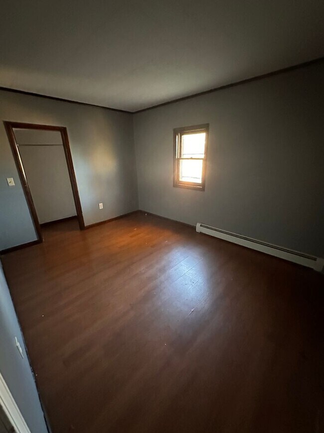 Building Photo - 316 Worth St