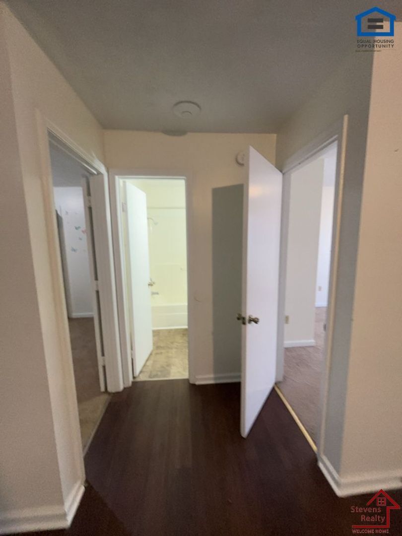 Building Photo - 246 Dogwood Pointe Dr