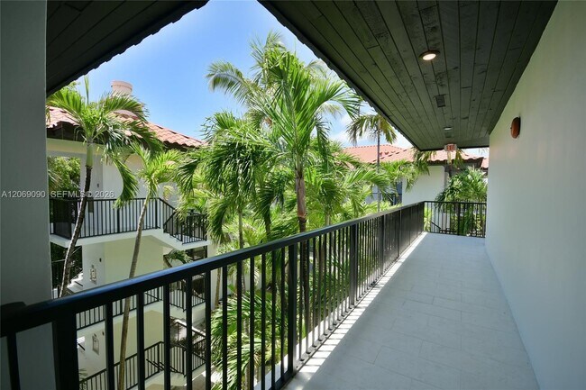 Building Photo - 55 Ocean Ln Dr