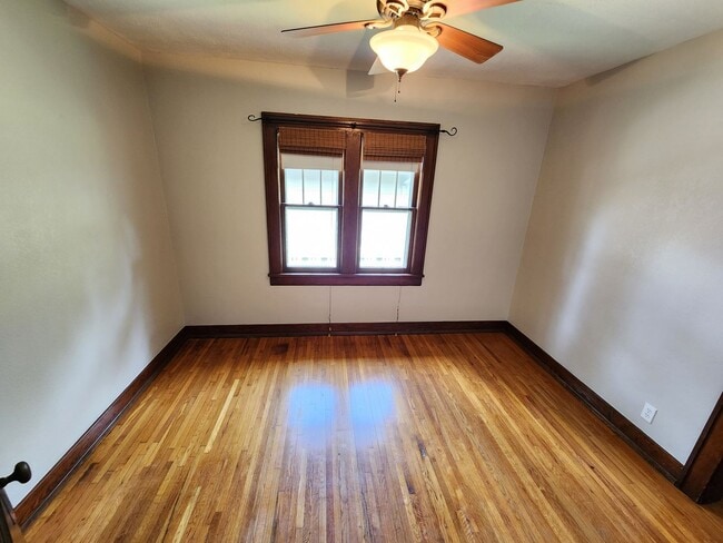 Building Photo - 1210 S Jefferson Ave