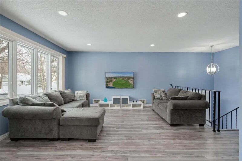 Building Photo - 9486 Kingsview Ln N