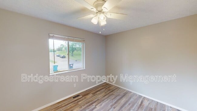 Building Photo - 5405 Broomall St