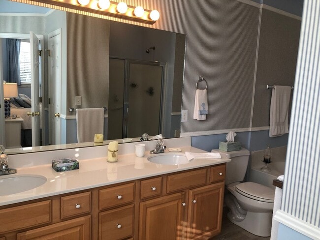 Building Photo - 4430 Lady Banks Ln