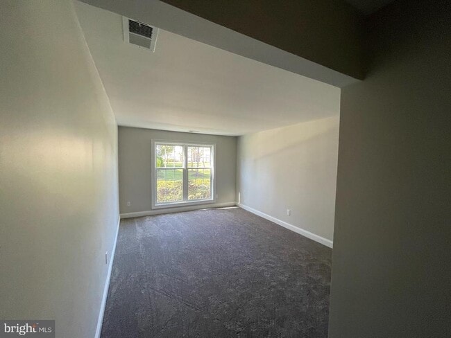 Building Photo - 167 Andover Pl