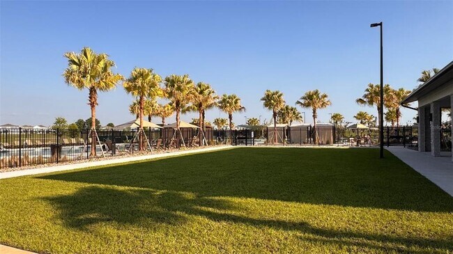 Building Photo - 2664 Armstrong Ave