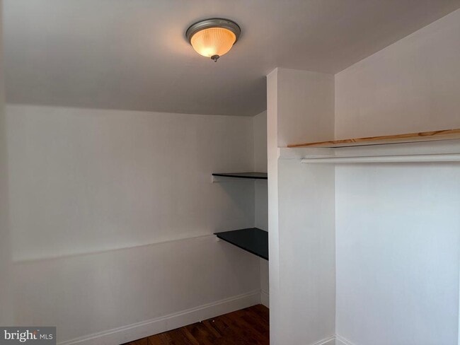 Building Photo - 5906 Benton Heights Ave