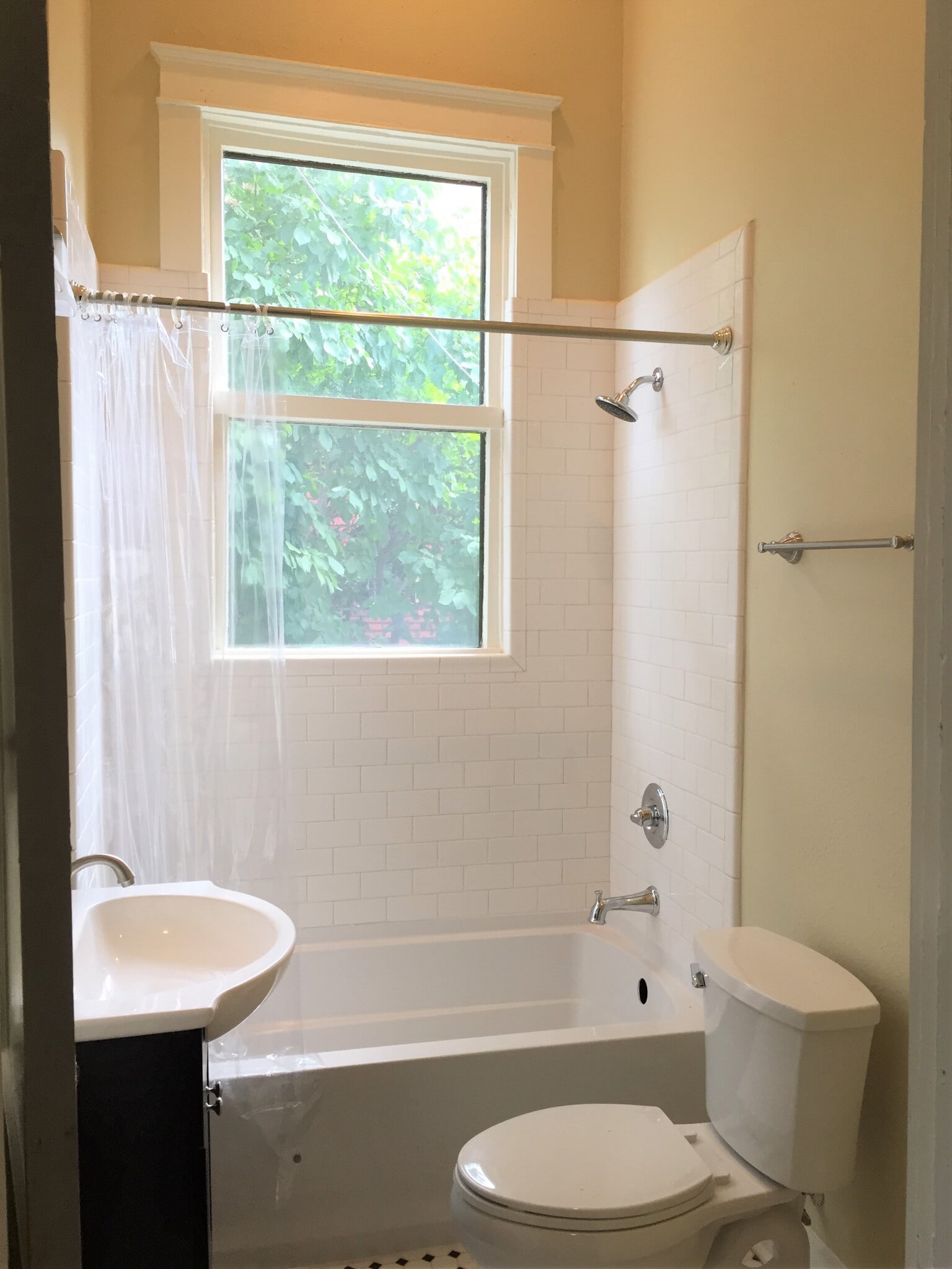 Bath with Natural light - 1004 Scott St