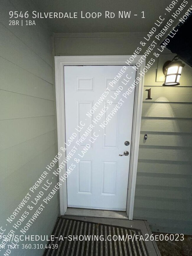 Primary Photo - 9546 Silverdale Loop Rd NW