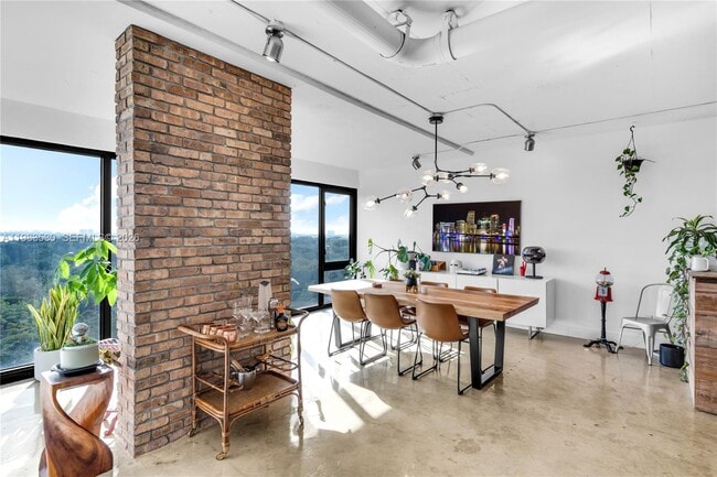 Building Photo - 5701 Biscayne Blvd