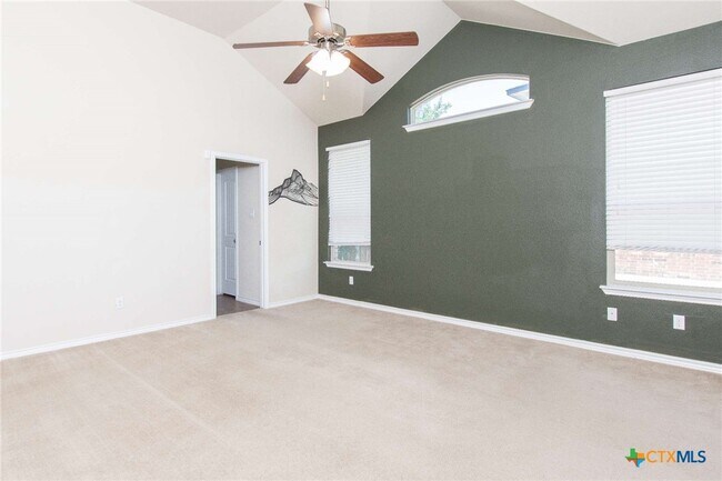 Building Photo - 3302 Vineyard Trail