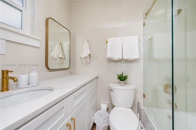 Building Photo - 3321 NW 19th Terrace