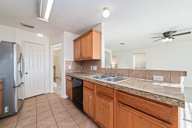 Building Photo - 3618 Windmill Village Dr