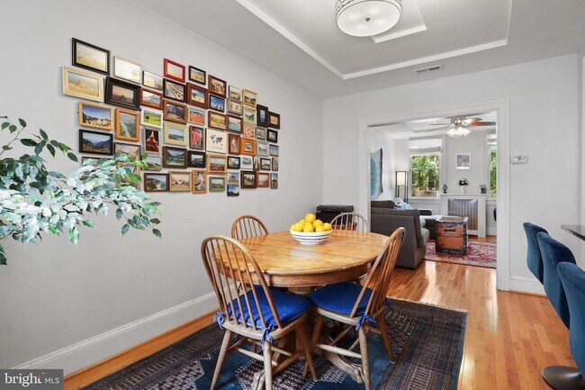 Building Photo - 1813 Bay St SE