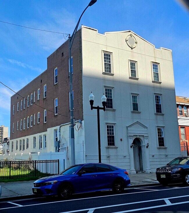 Building Photo - 307 Atlantic Ave
