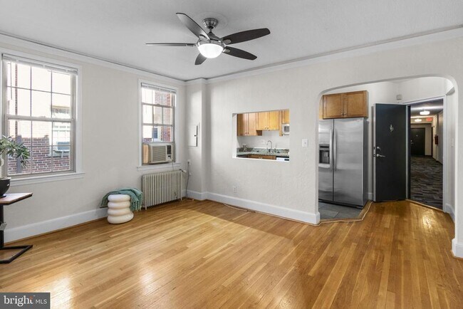 Building Photo - 1441 Euclid St NW