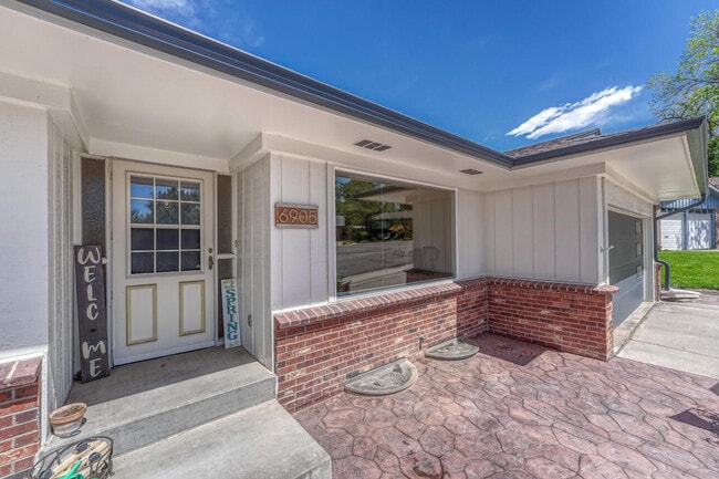 Building Photo - 6905 E Hillside Pl