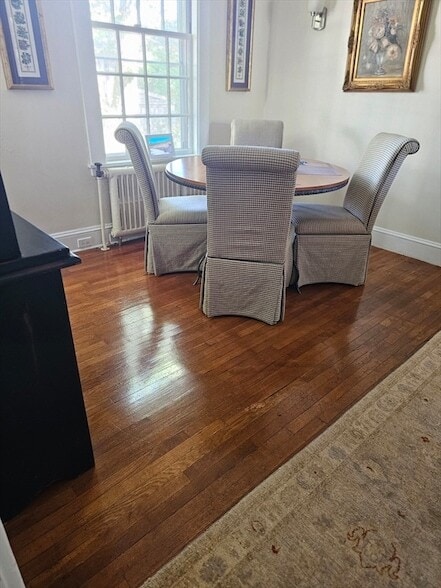 Building Photo - 6 Dunstable Rd