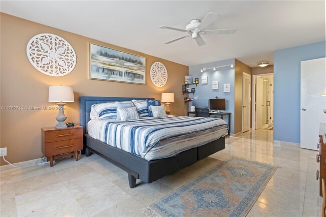 Building Photo - 3800 S Ocean Dr