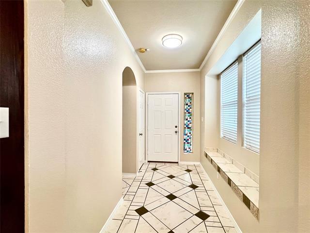 Building Photo - 2639 Blackstone Dr