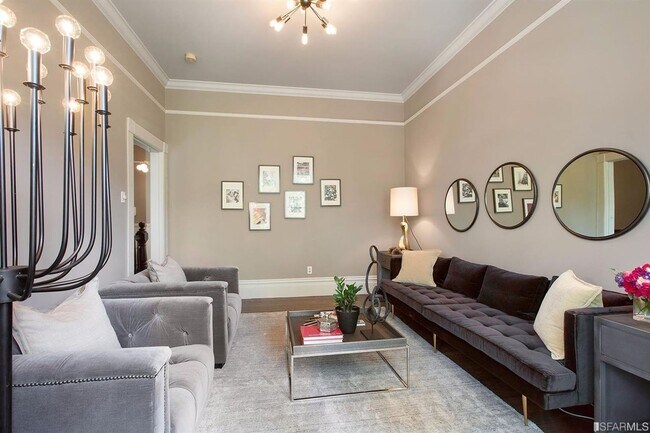 Building Photo - 226-230 Scott St