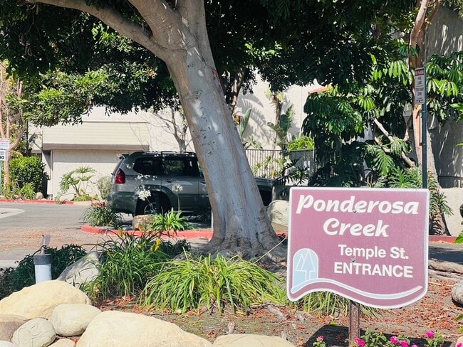 Building Photo - Luxury Living Awaits: Stunning Remodeled C...