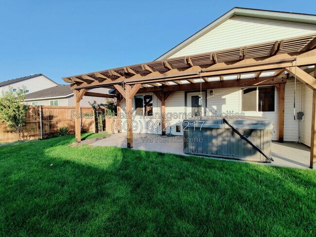 Building Photo - 5825 Sidon Ln