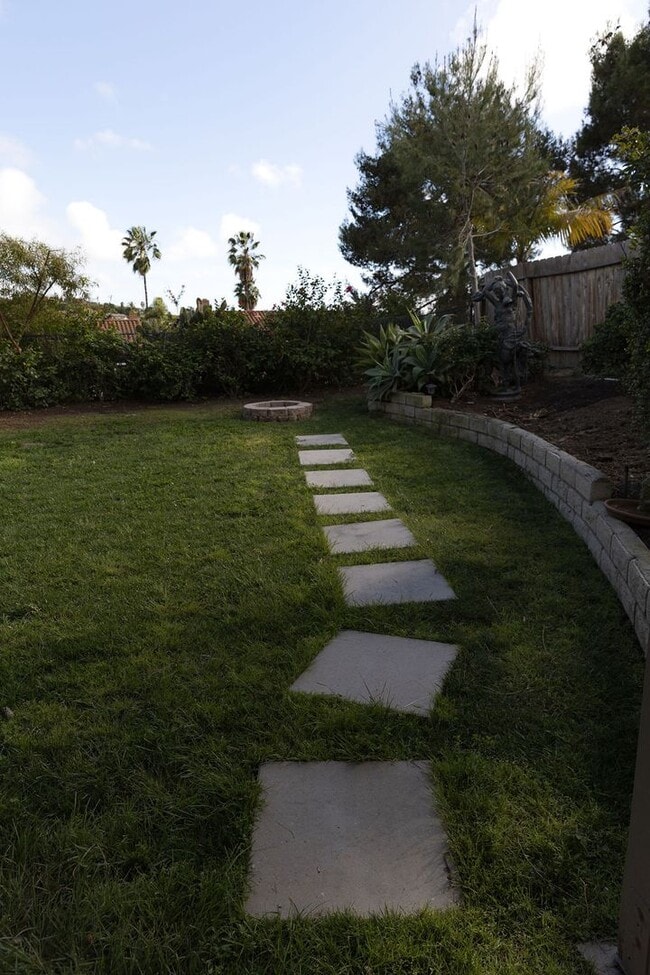 Building Photo - Coming Soon!! Henie Hills Single Family Home