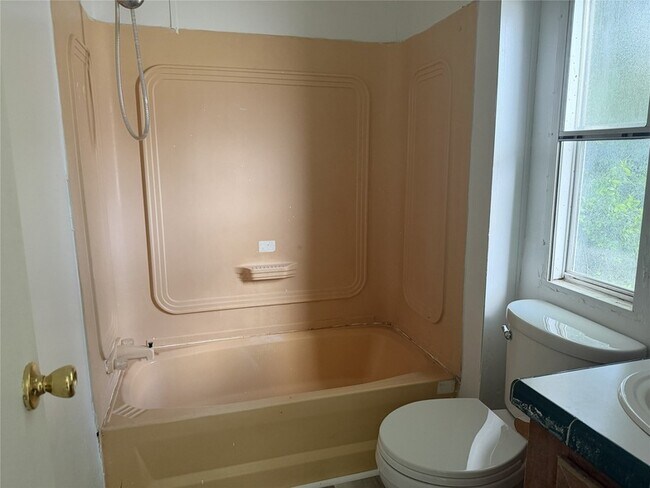 Building Photo - 16926 W Hammon