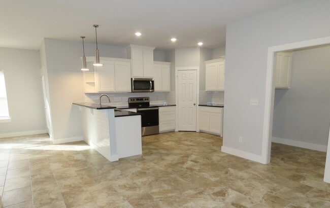 Building Photo - Bullard ISD! Gorgeous 2 Bedroom, 1 Bath Du...