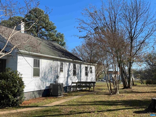 Building Photo - 1227 Blue Ridge Ave