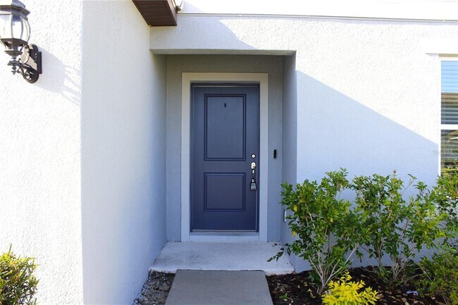 Building Photo - 30600 Thunderbird Dr