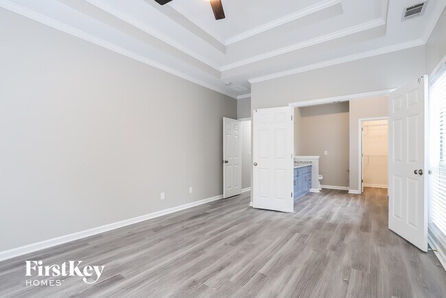 Building Photo - 5320 Parkside Trail